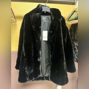 ZARA Faux Fur Coat – Black Plush Jacket (Size S) – New With Tags